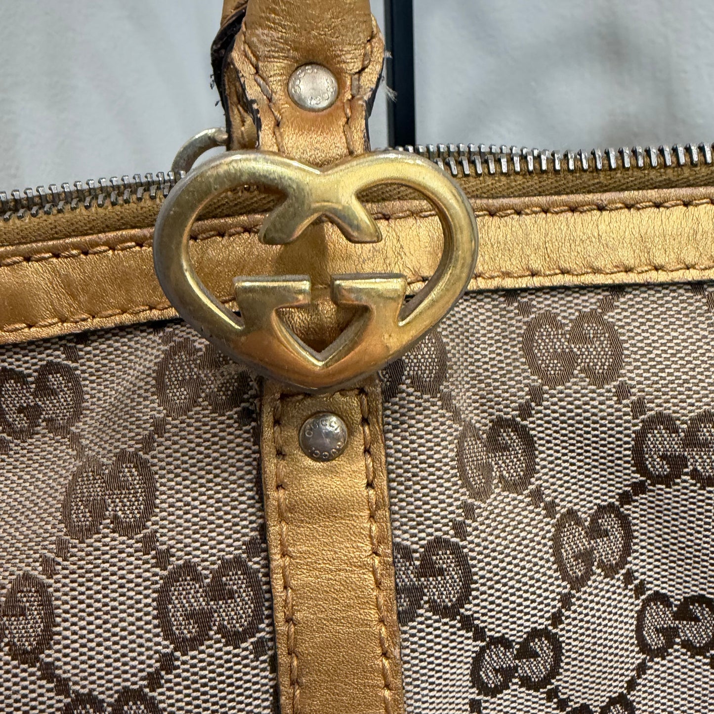 1215-04 GUCCI GG Canvas Lovely Heart Large Tote