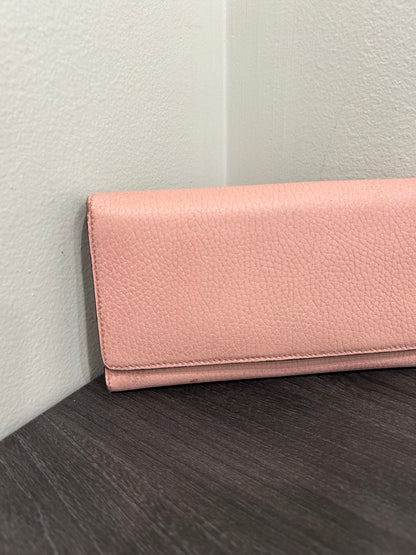 CLEARANCE Gucci Pink Wallet