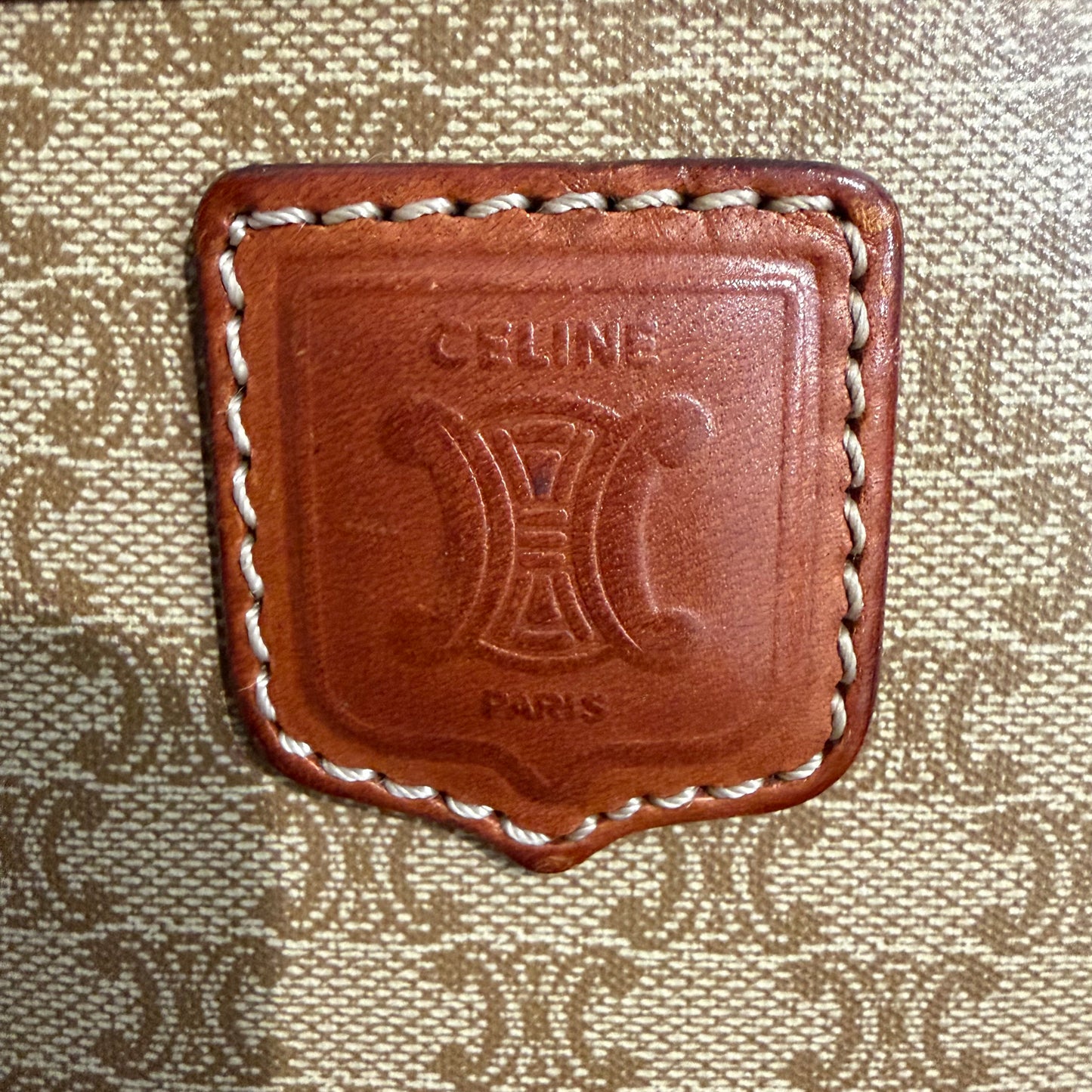 8916 CELINE Vintage Crossbody