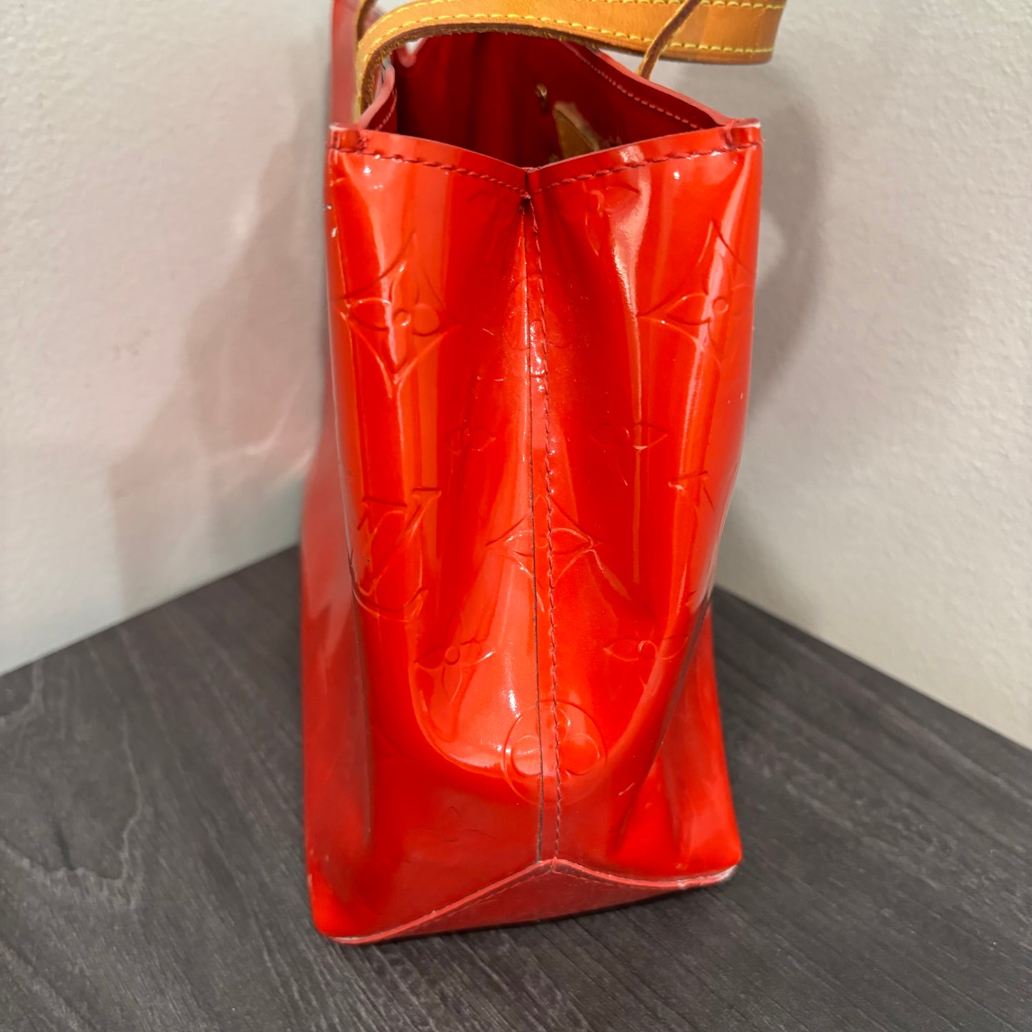 CLEARANCE #281 LOUIS VUITTON Reade Vernis PM