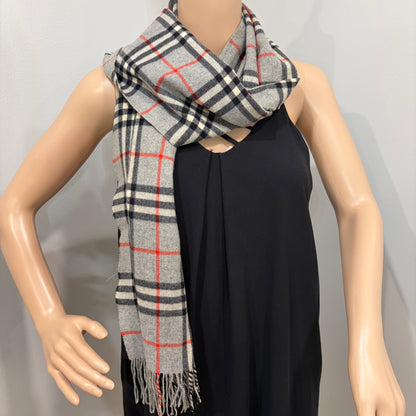 BURBERRY Vintage Grey Scarf(Oct 31)