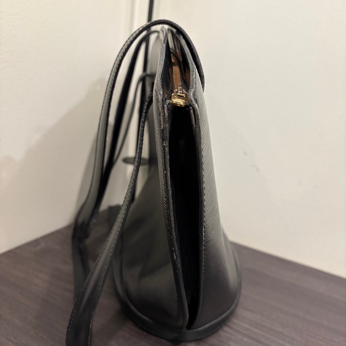 #8227 LOUIS VUITTON Epi Leather St Jacques GM