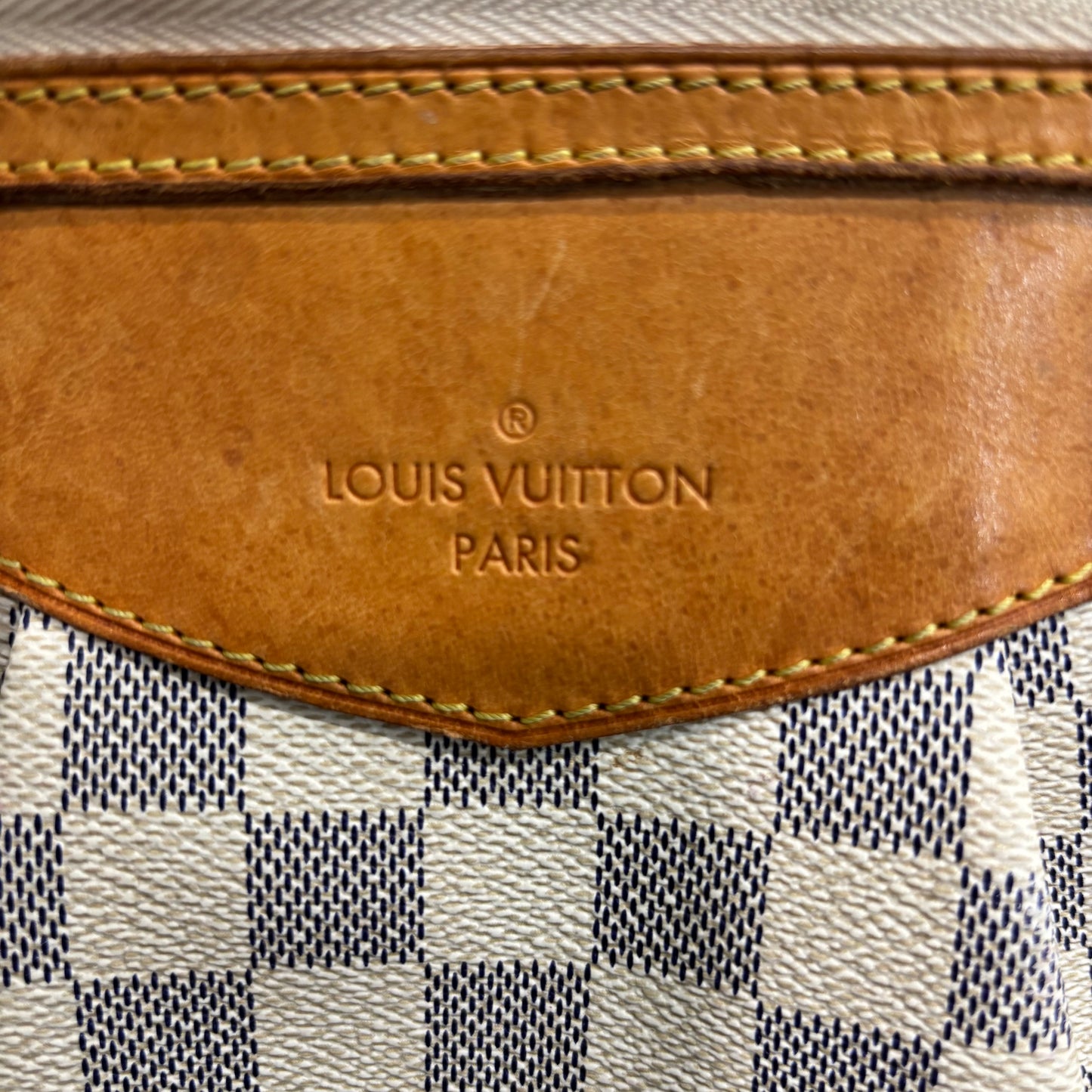 1127 LOUIS VUITTON Damier Azur Siracusa PM