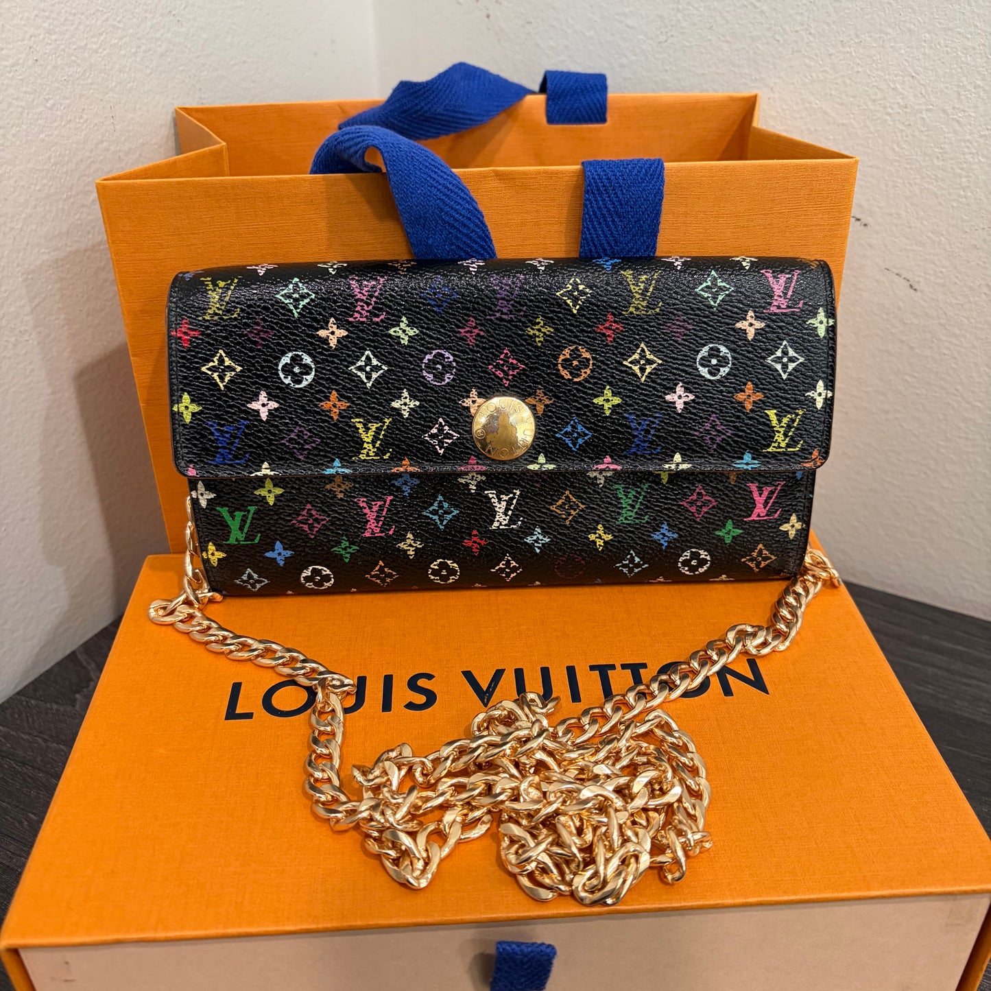 #1101-16 LOUIS VUITTON x MURAKAMI Sarah Wallet with Removable Chain