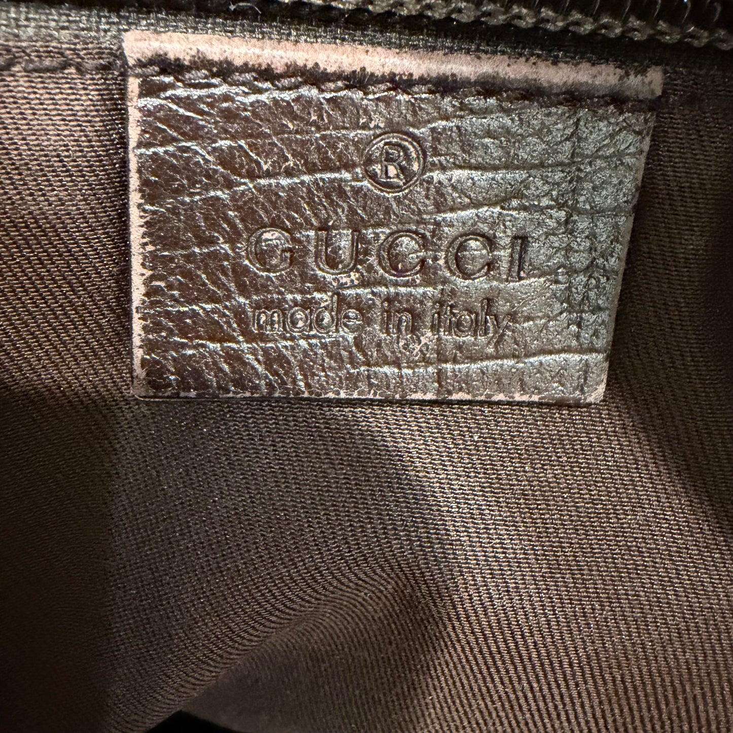 8915 GUCCI GG Tote
