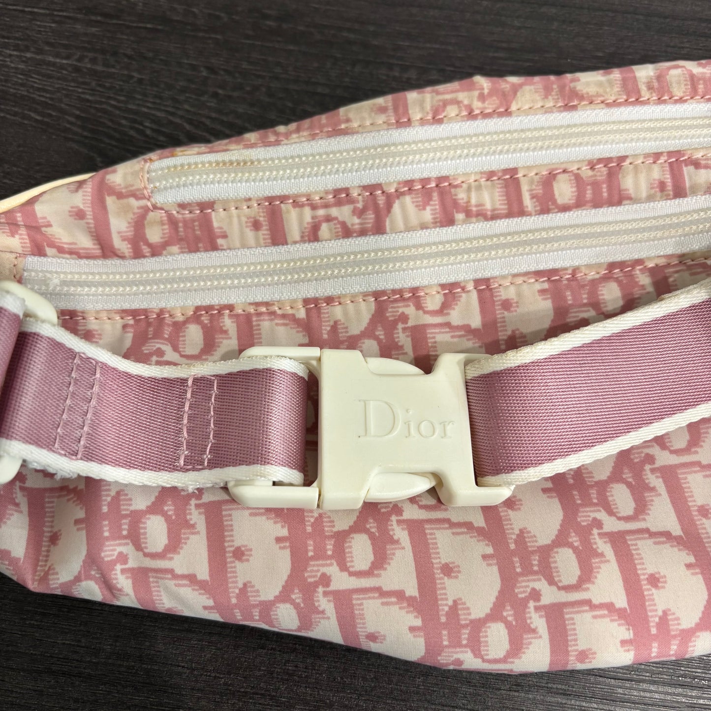 8865 CHRISTIAN DIOR Pink Sling Bag