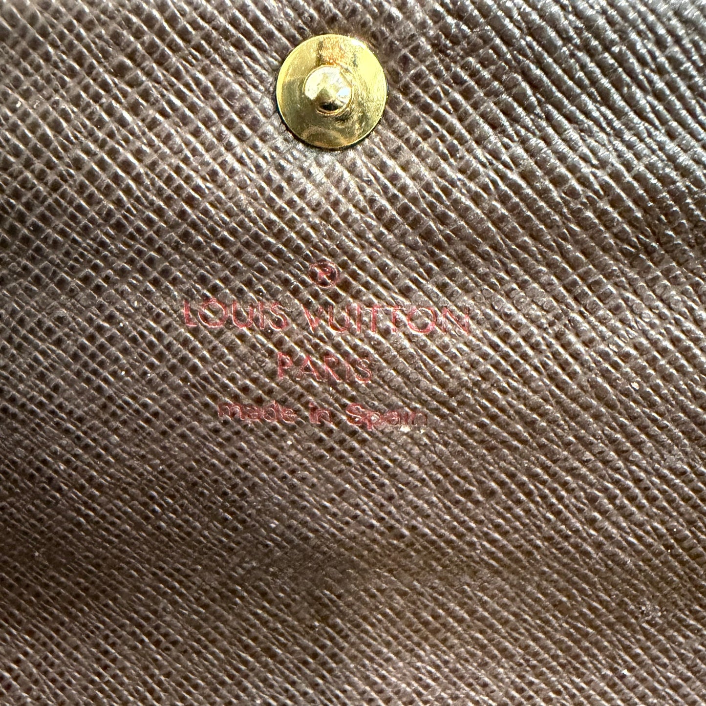 8855 LOUIS VUITTON Damier Ebene Sarah Wallet