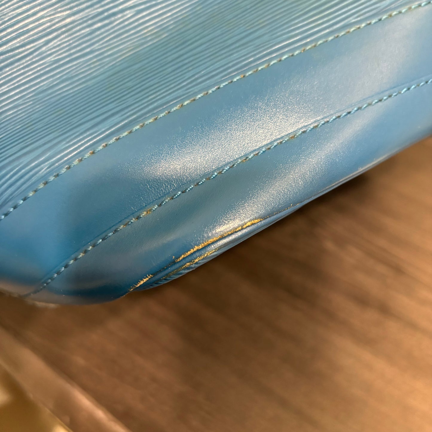 CLEARANCE #317 LOUIS VUITTON EPI Noe GM