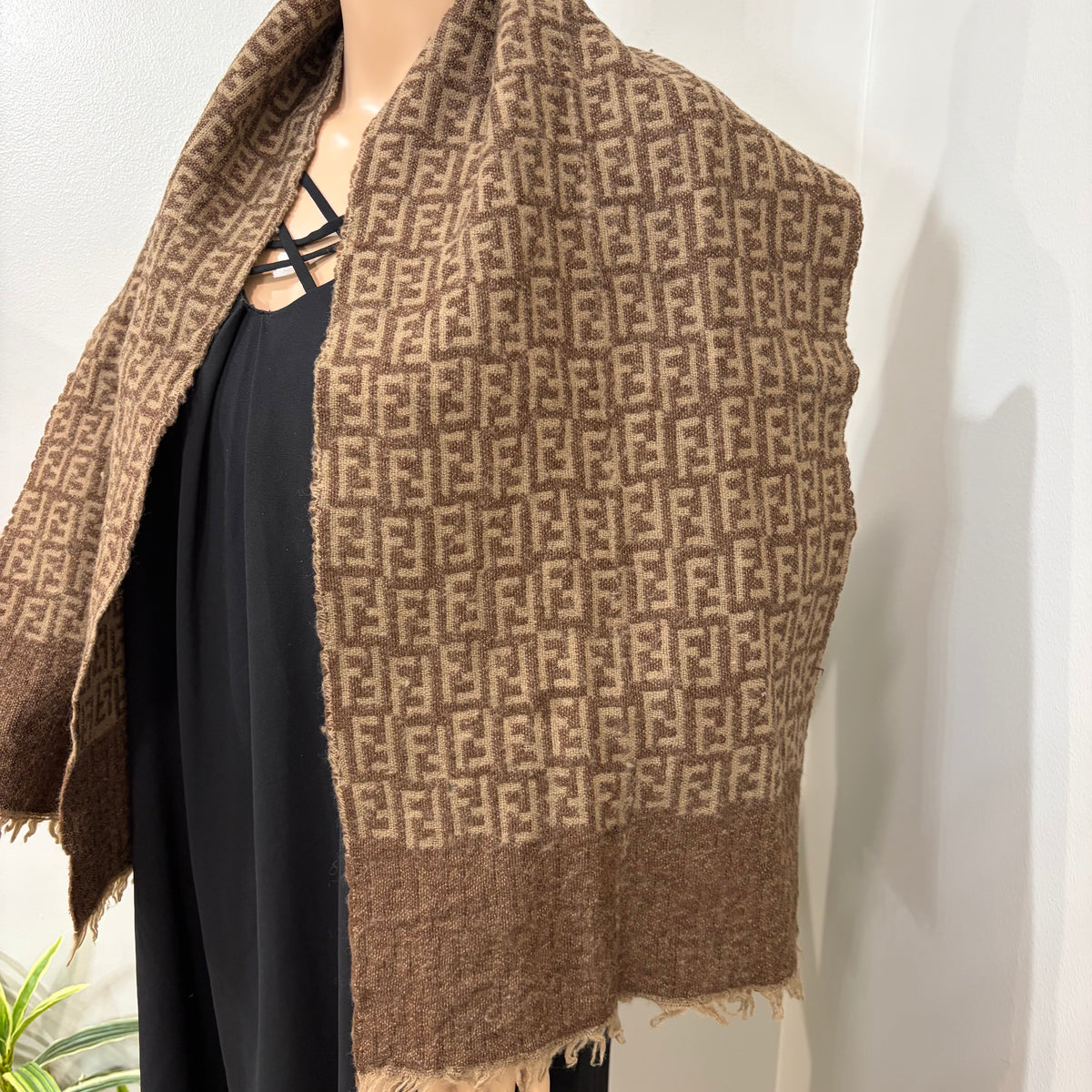 FENDI Zucca Brown Wool Scarf(Oct 31)
