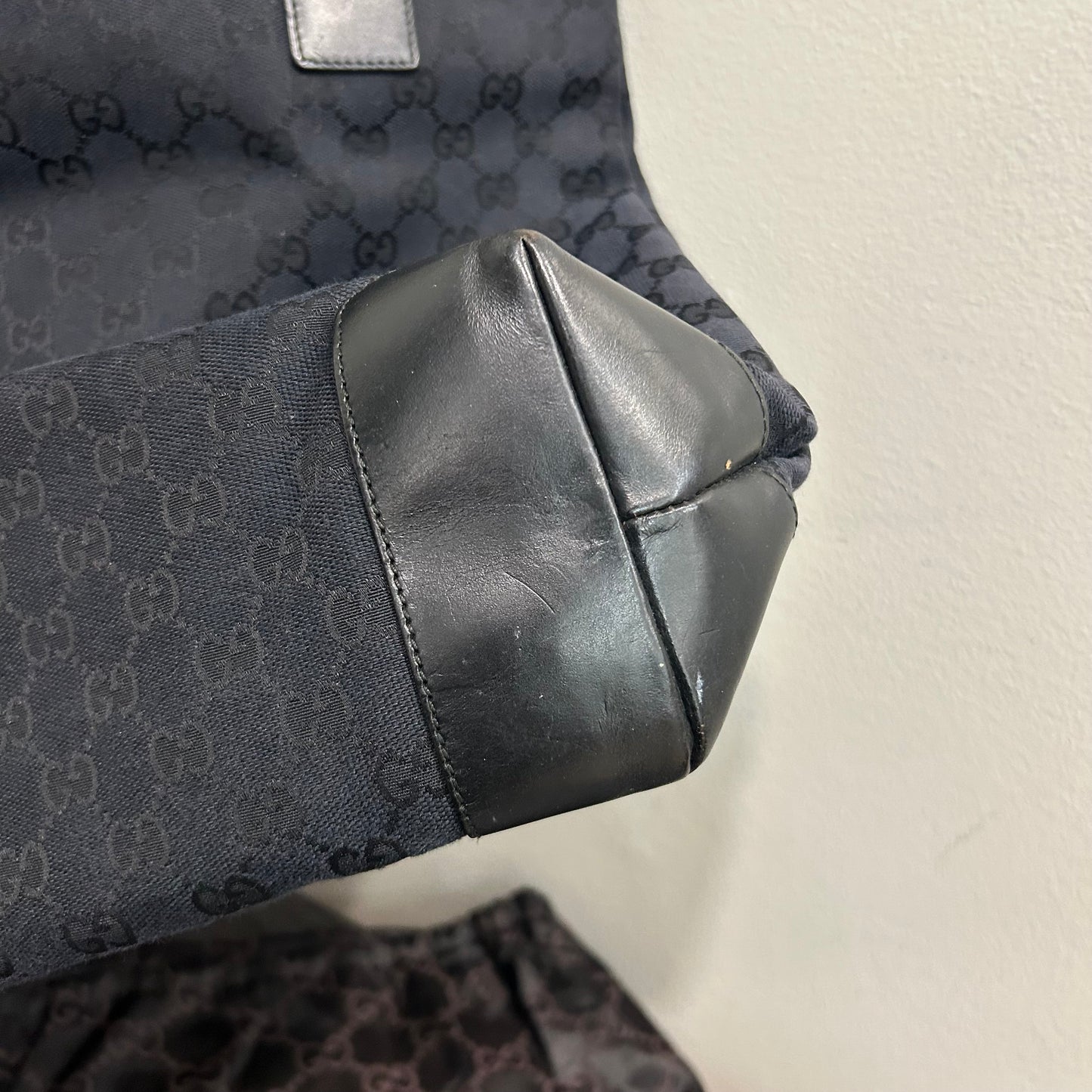 1001 GUCCI Navy Tote