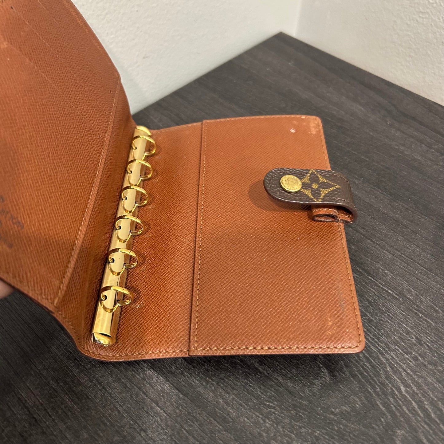 1003 LOUIS VUITTON Agenda PM MSRP $505