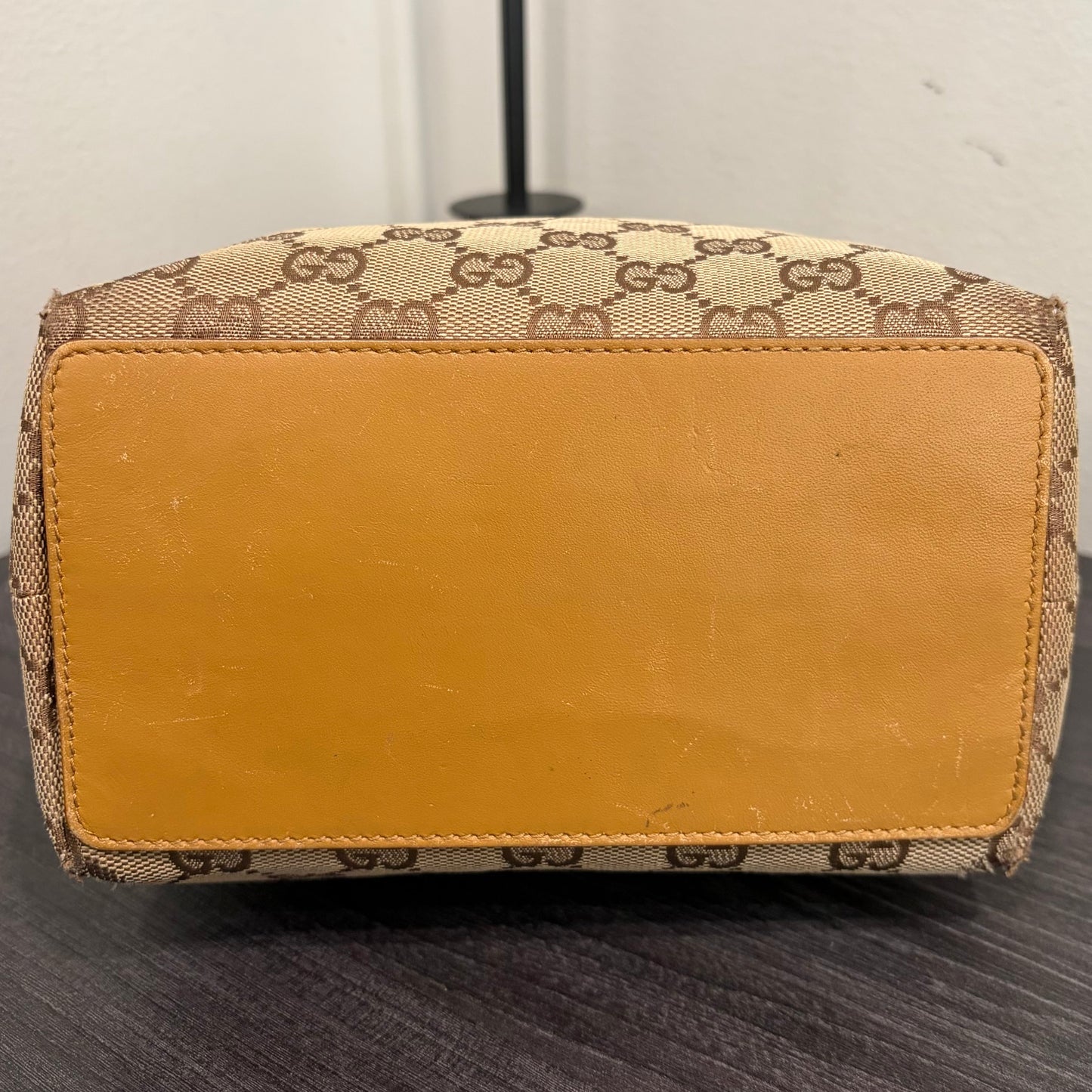 #8207 GUCCI GG Canvas Eclipse Tote