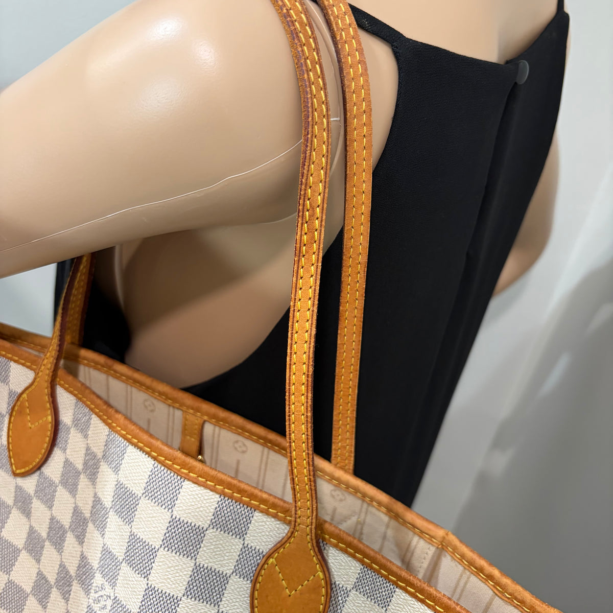 LOUIS VUITTON Damier Azur Neverfull MM