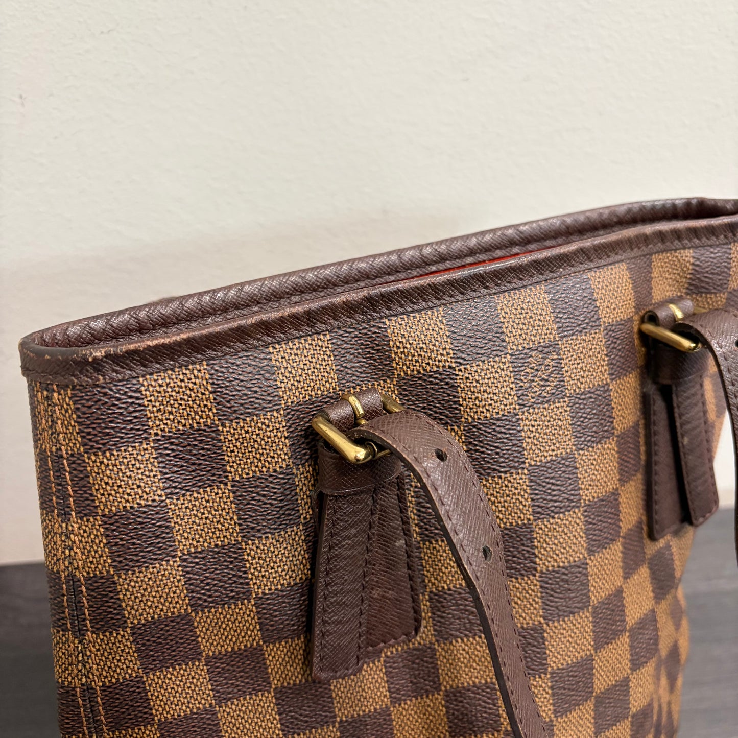 1101 LOUIS VUITTON Damier Bucket PM