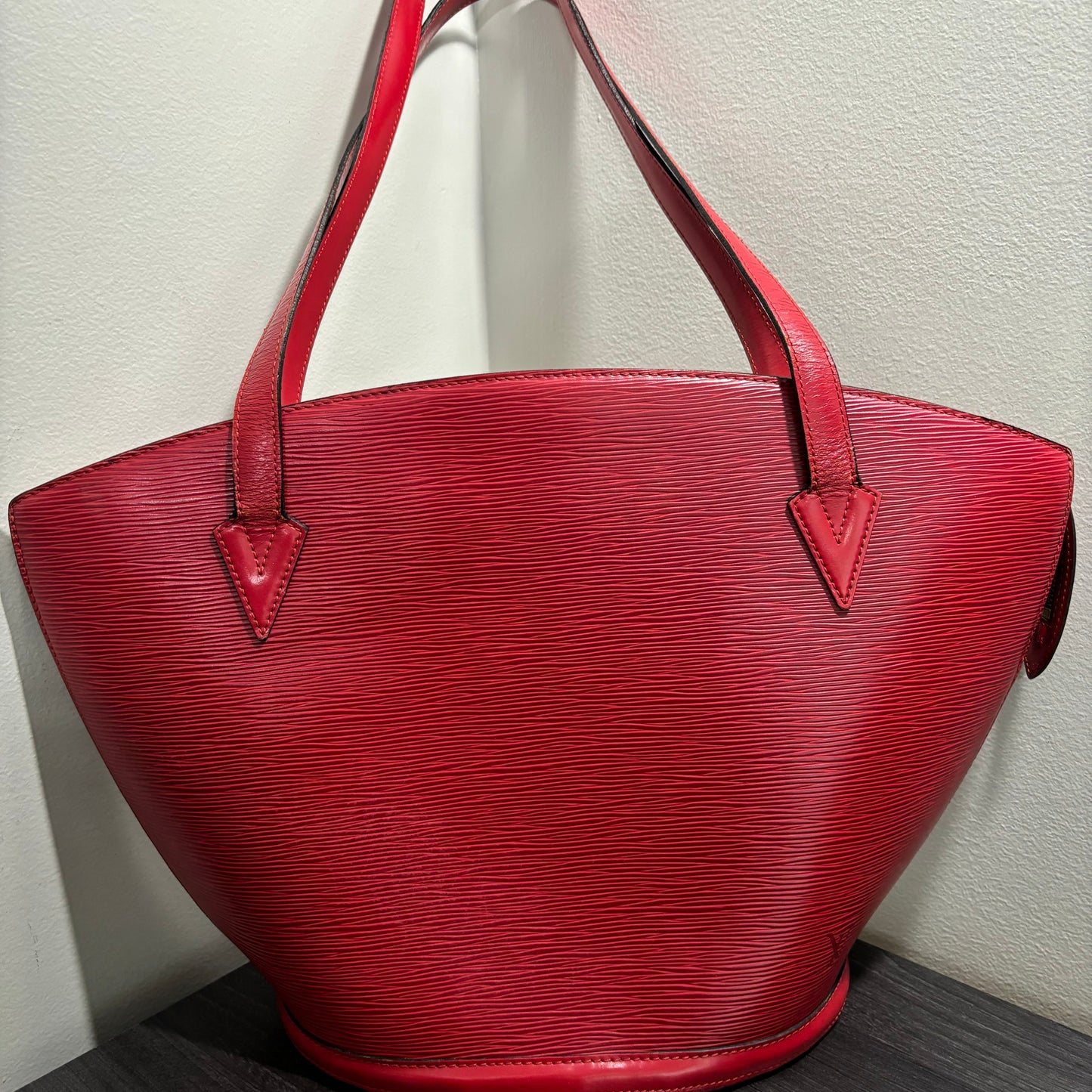 #239 LOUIS VUITTON Saint Jacques GM