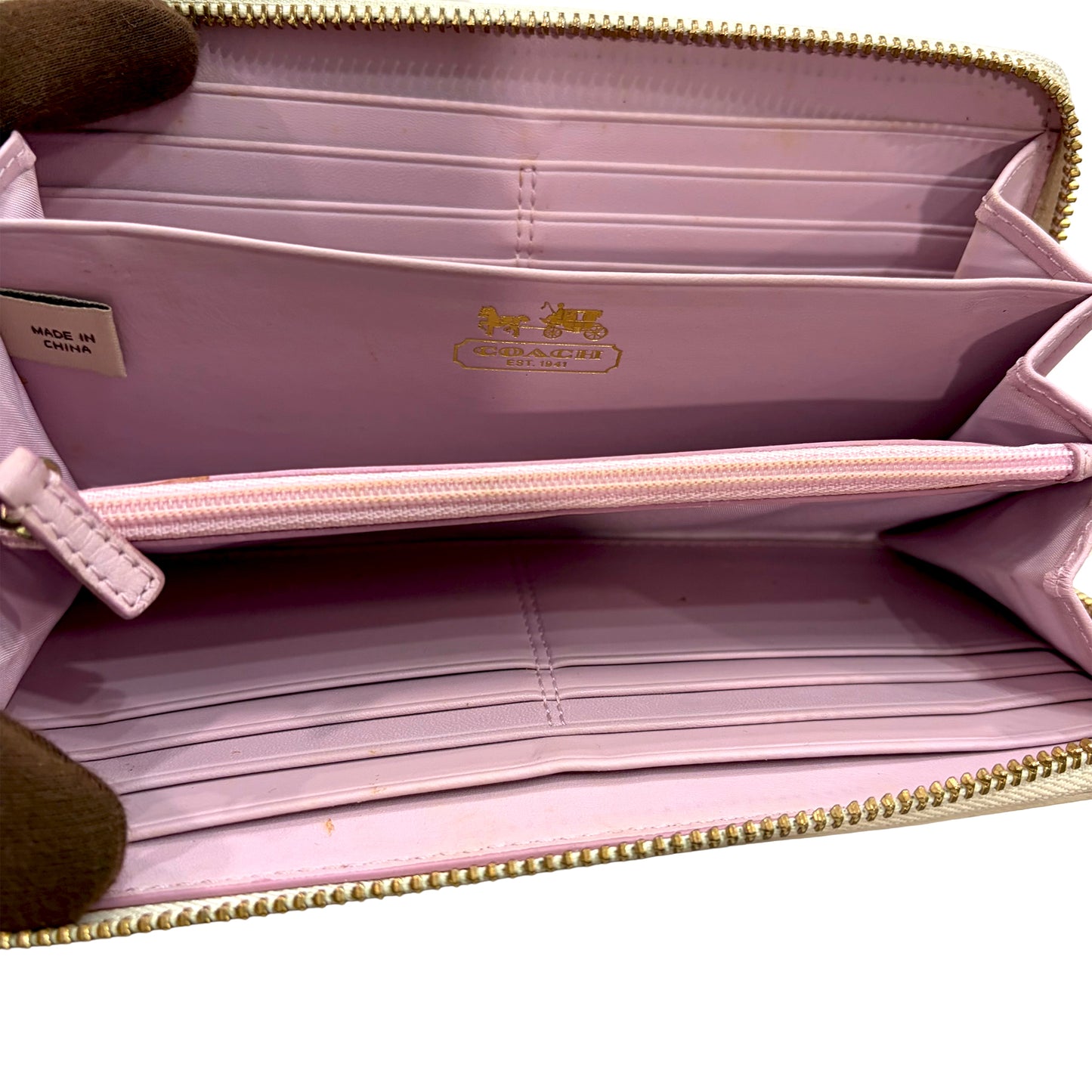 1215-08 COACH Zip Wallet