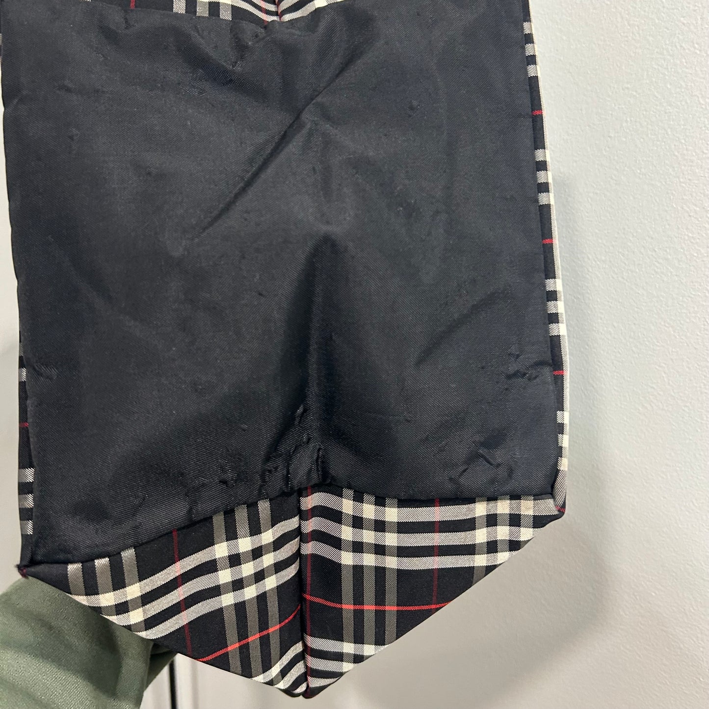 1015 BURBERRY Black Tote