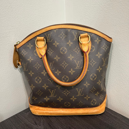 #401 LOUIS VUITTON Rockit w/ LV Lock & Key