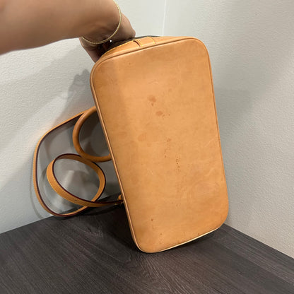 #202 LOUIS VUITTON Alma PM
