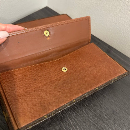 #101 LOUIS VUITTON Wallet