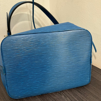 CLEARANCE #328 LOUIS VUITTON Epi Petit Noe