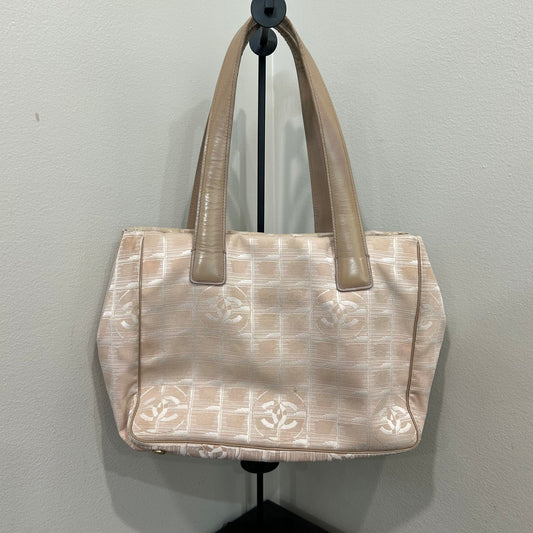 1036 CHANEL Travel Ligne Tote Neutral