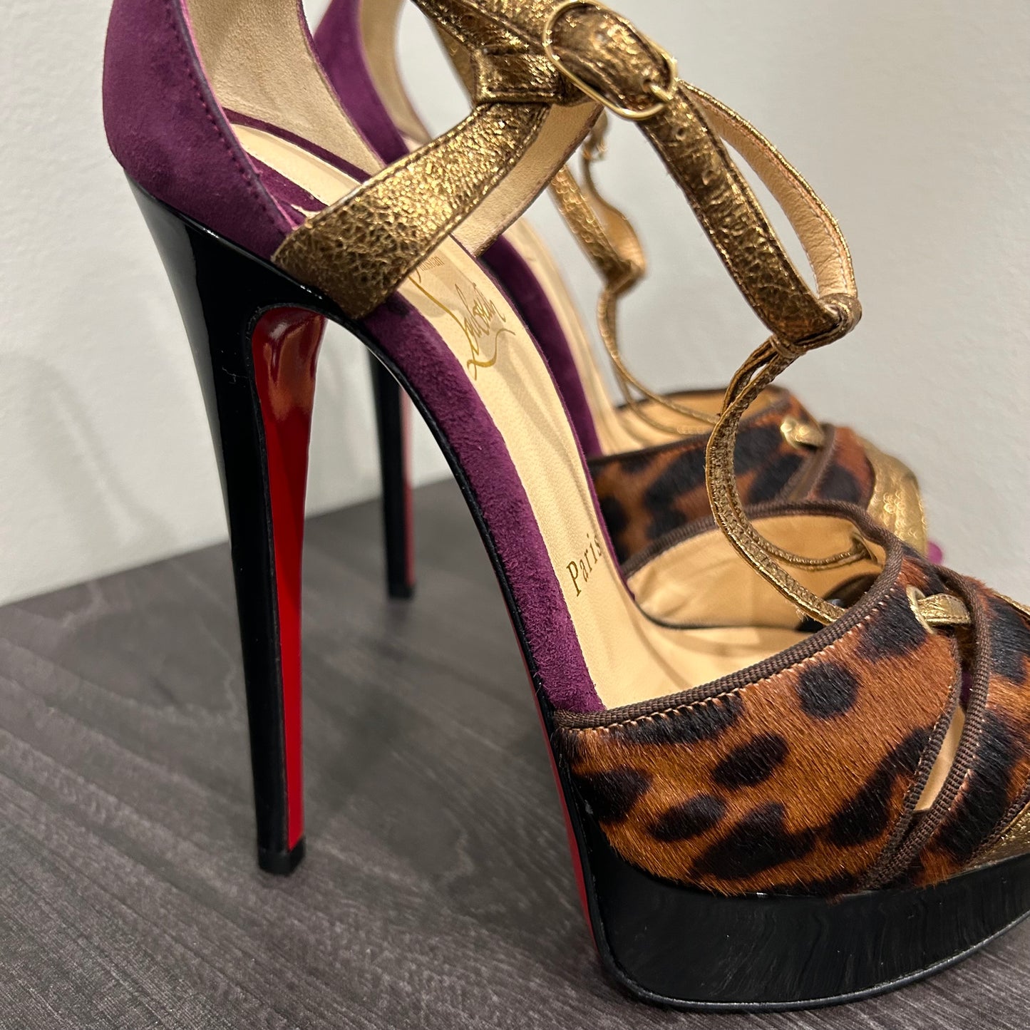 CLEARANCE Christian Louboutin Shoes 36EU