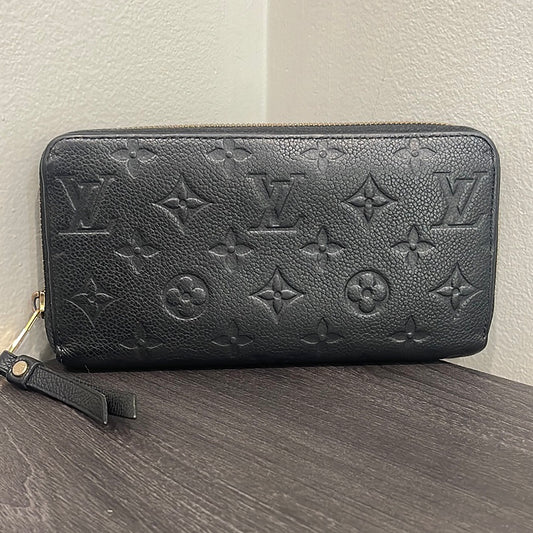 SOLD! Louis Vuitton Empreinte Zippy Wallet