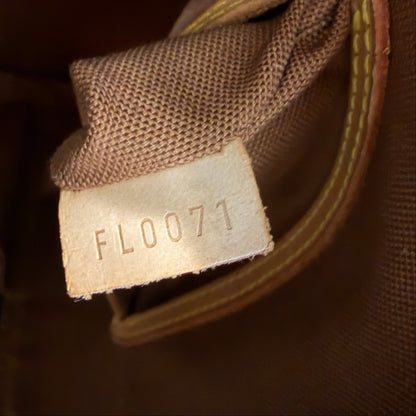 #9116 LOUIS VUITTON Alma PM