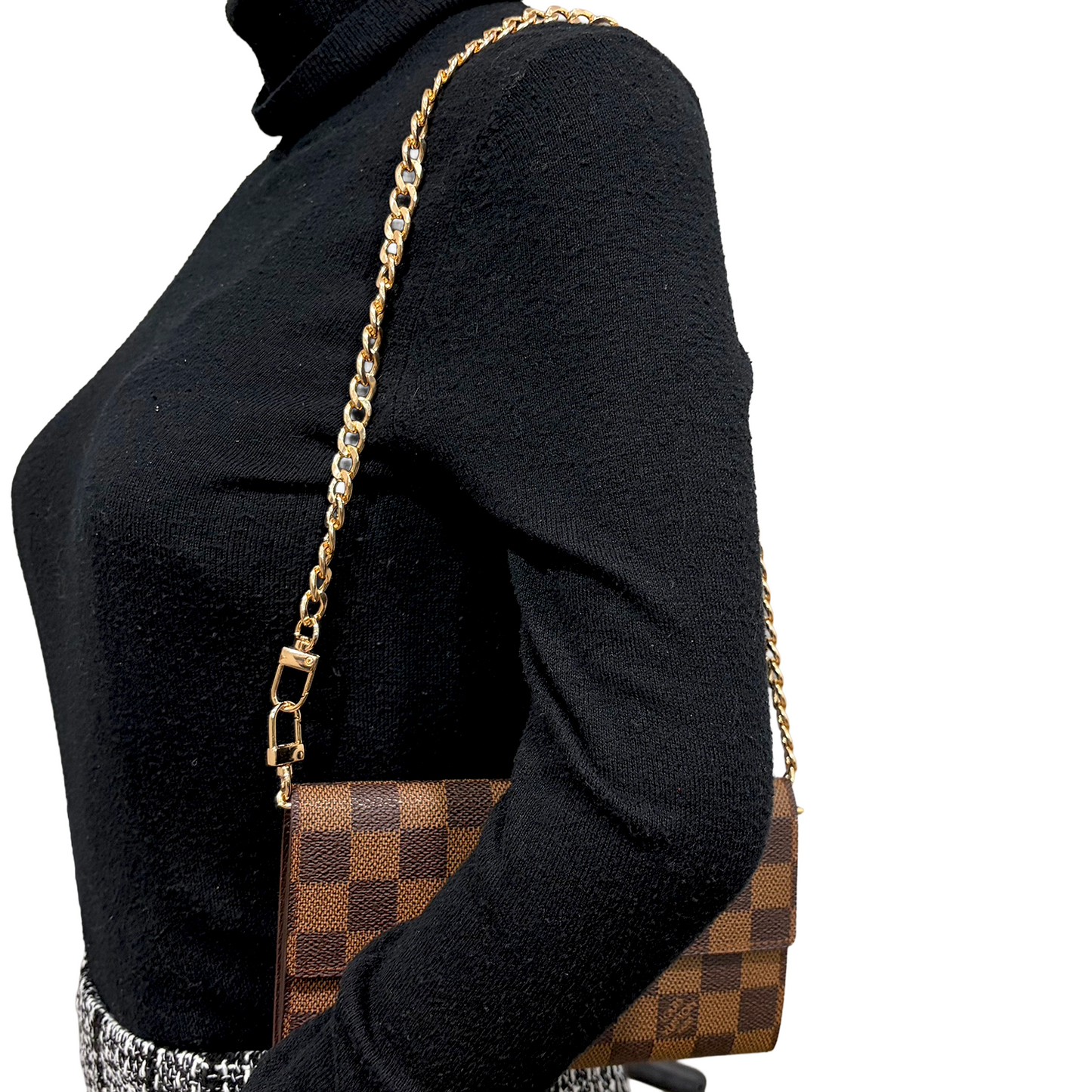 8859 LOUIS VUITTON Damier Ebene Sarah Wallet