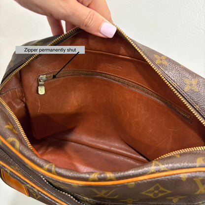 #108 LOUIS VUITTON Nile Crossbody