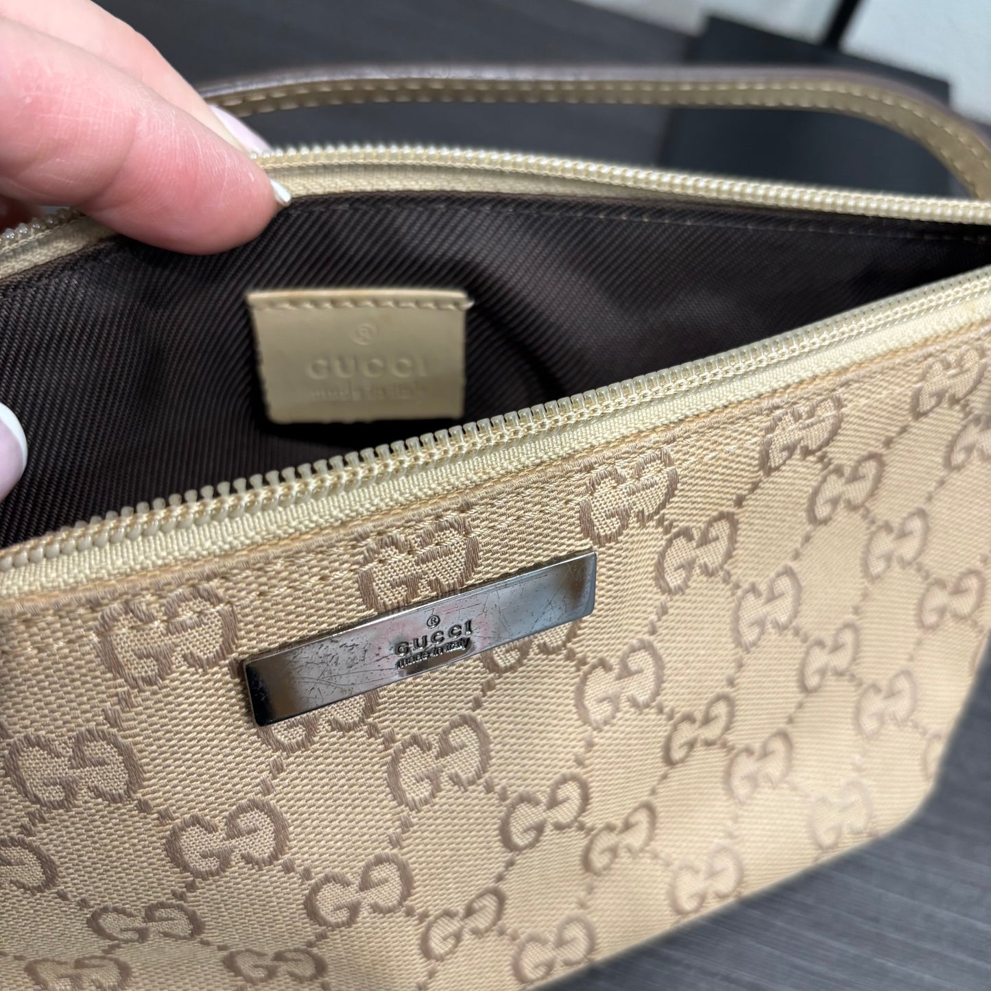 1107 GUCCI Light Brown Pochette