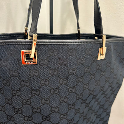 1062 GUCCI Canvas Bucket Tote