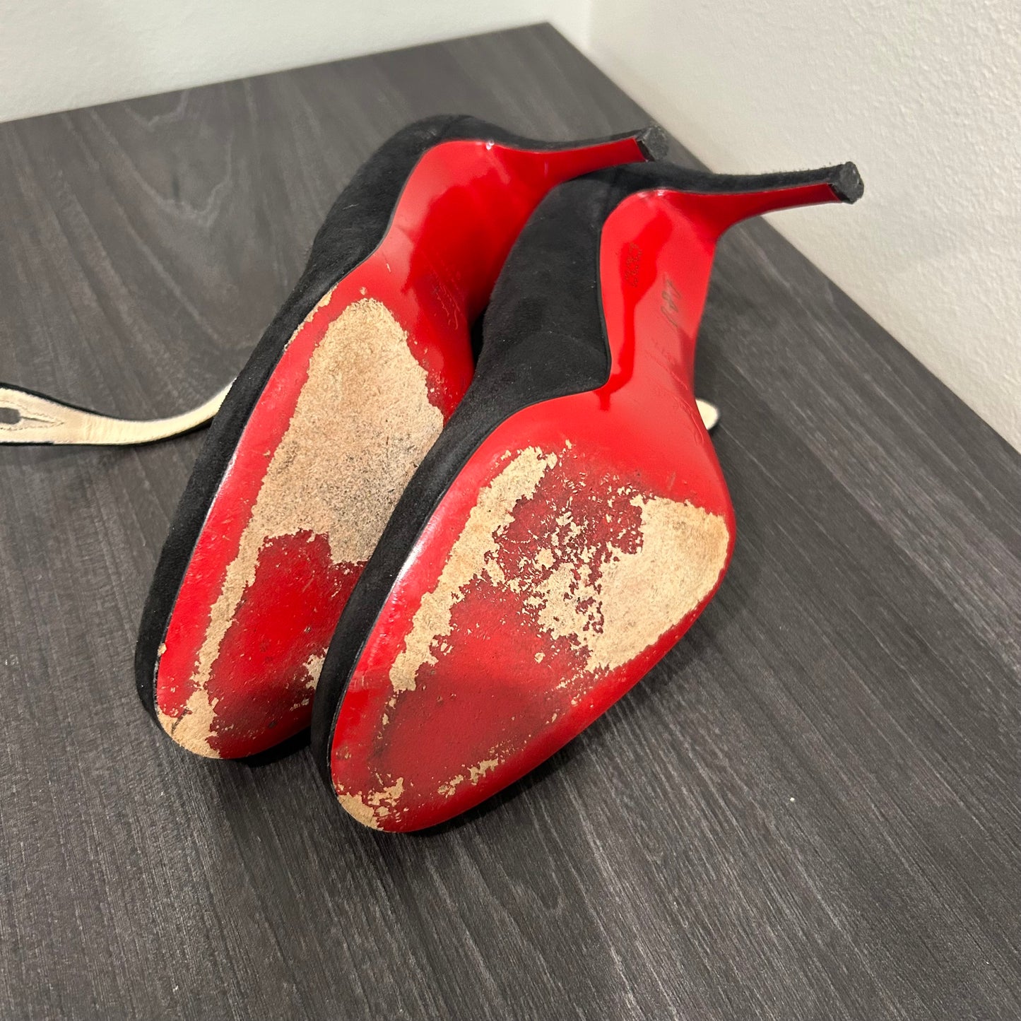 CLEARANCE Christian Louboutin Suede Shoes 37.5EU