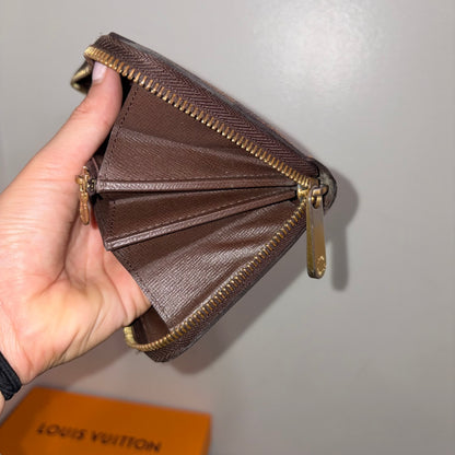 #1101-14 LOUIS VUITTON Damier Ebene Zip Wallet