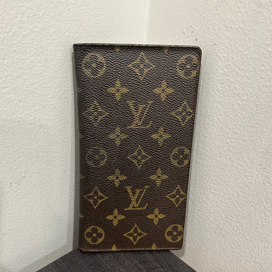 #101 LOUIS VUITTON Wallet