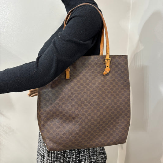 1115 CELINE Brown Tote