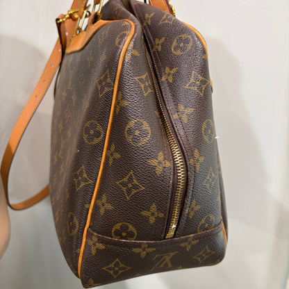 #1116 LOUIS VUITTON Monogram Deauville