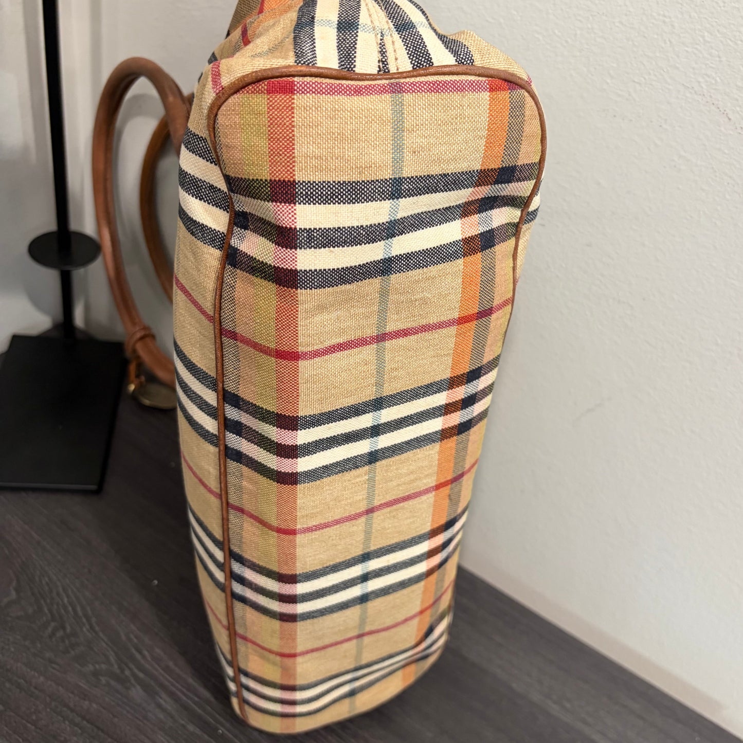 8809 BURBERRY Check Canvas Shoulder Tote
