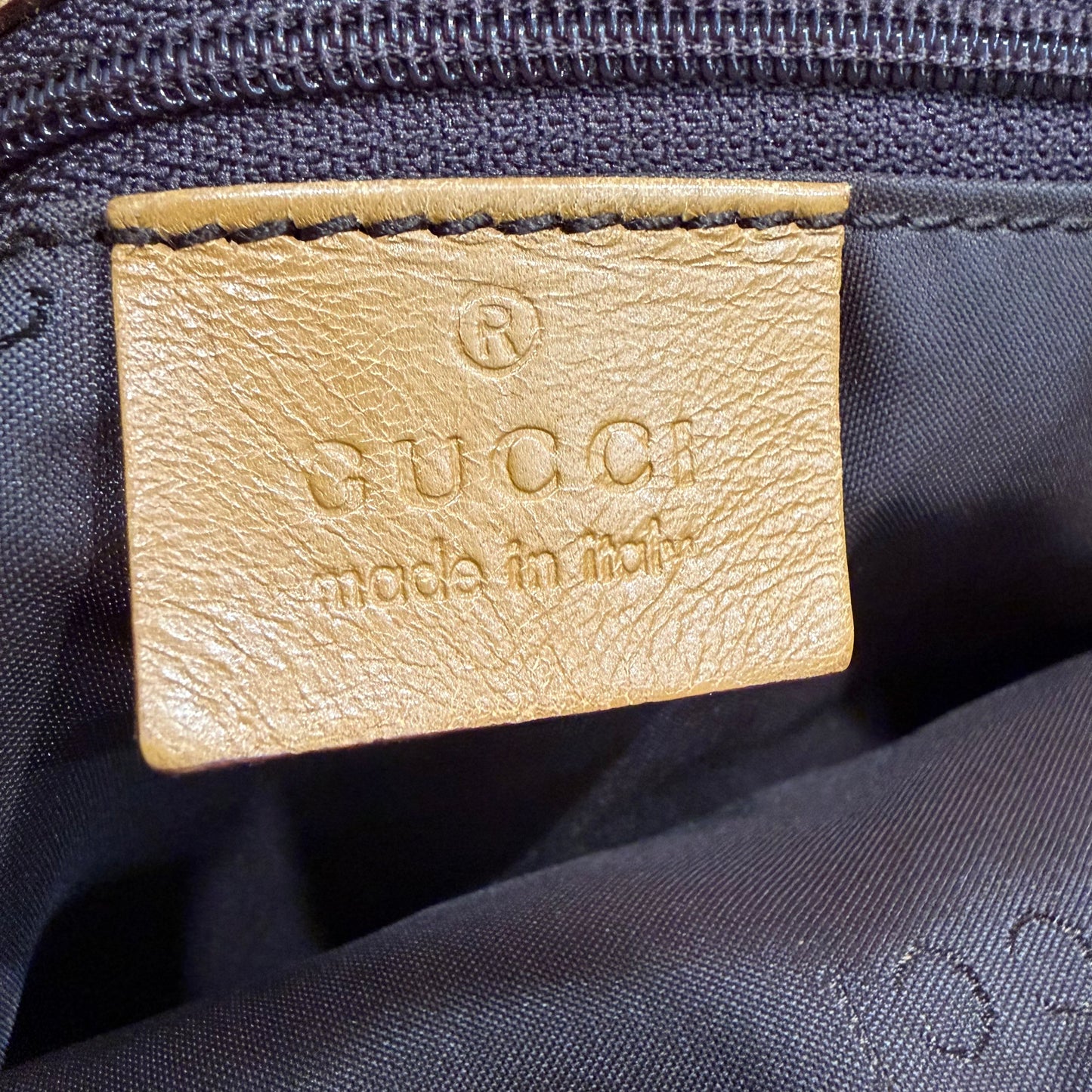 #8207 GUCCI GG Canvas Eclipse Tote