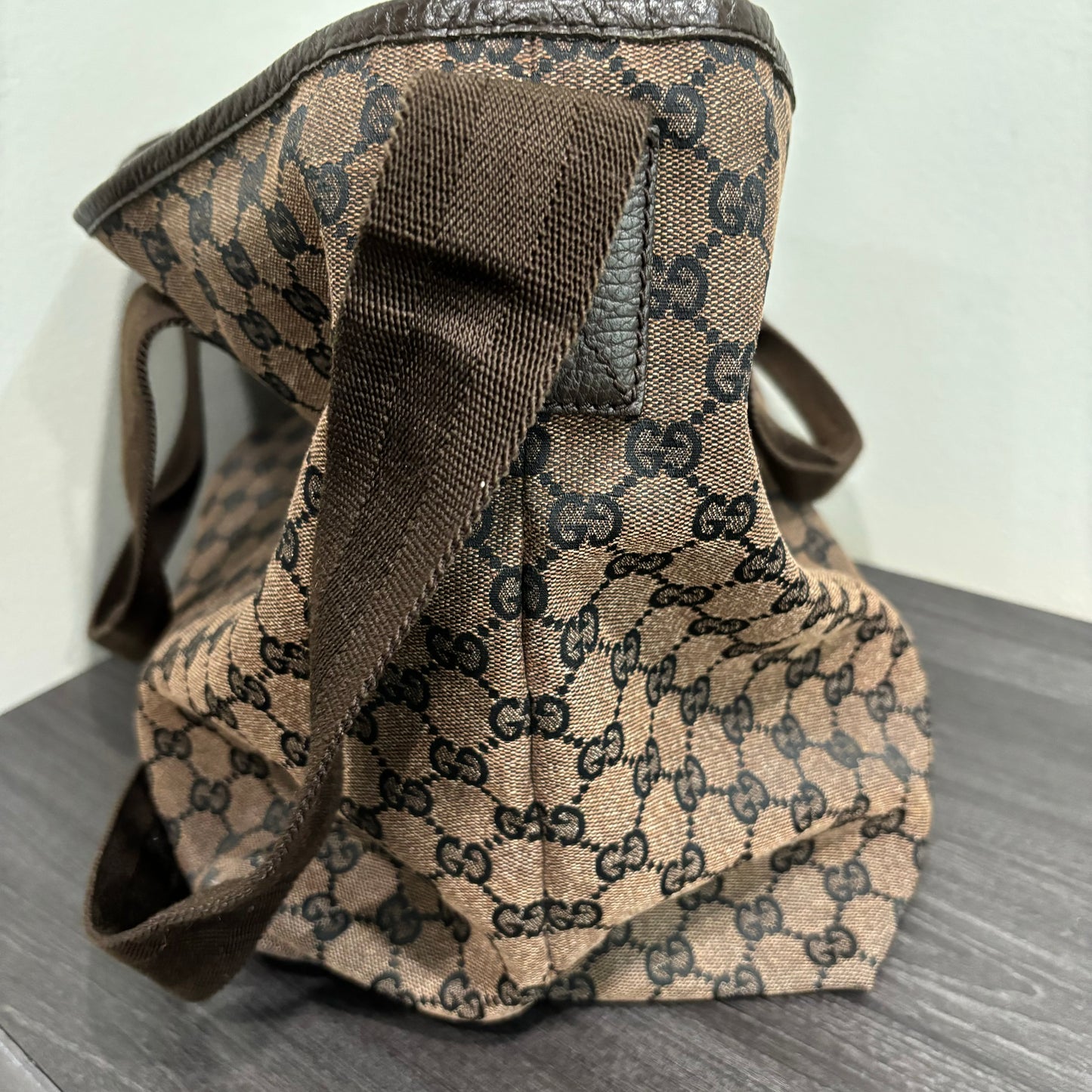 #279 GUCCI Tote