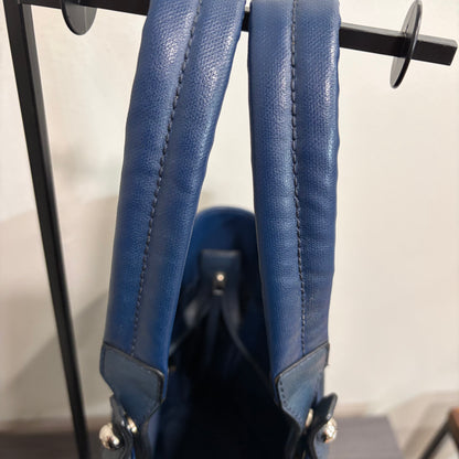 8894 CHANEL Quilted Navy Biarritz Tote