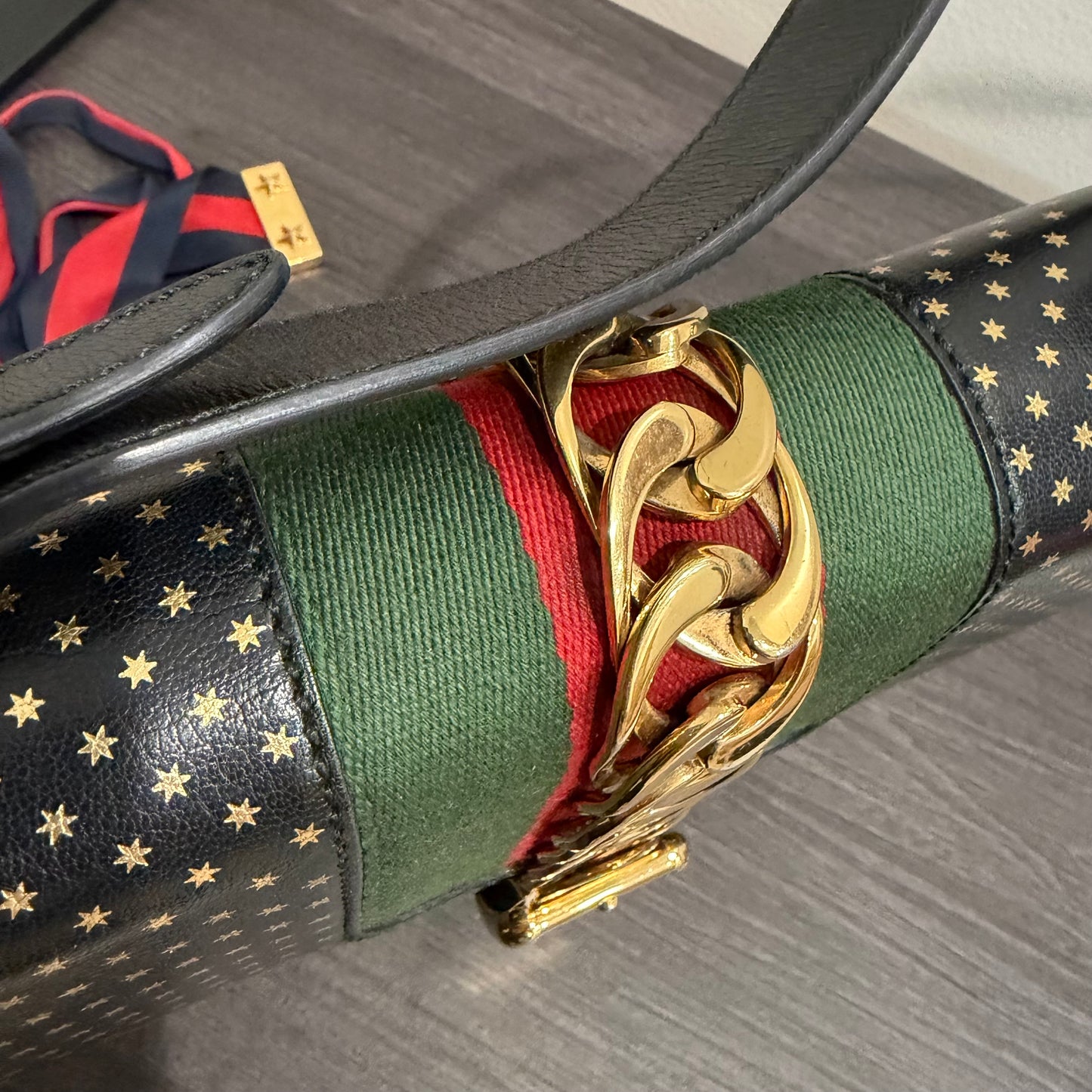 8892 GUCCI Black Printed Sylvie