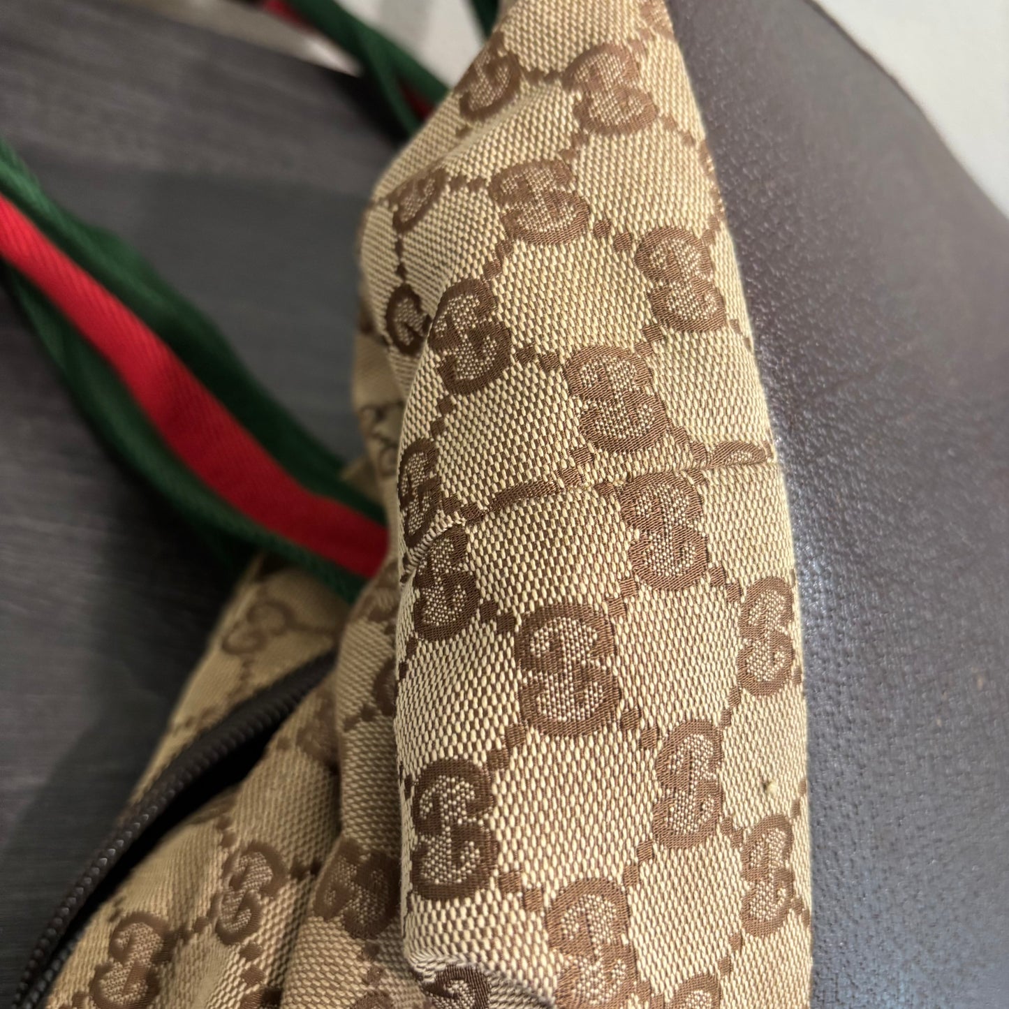 8881 GUCCI Brown Canvas Web Tote
