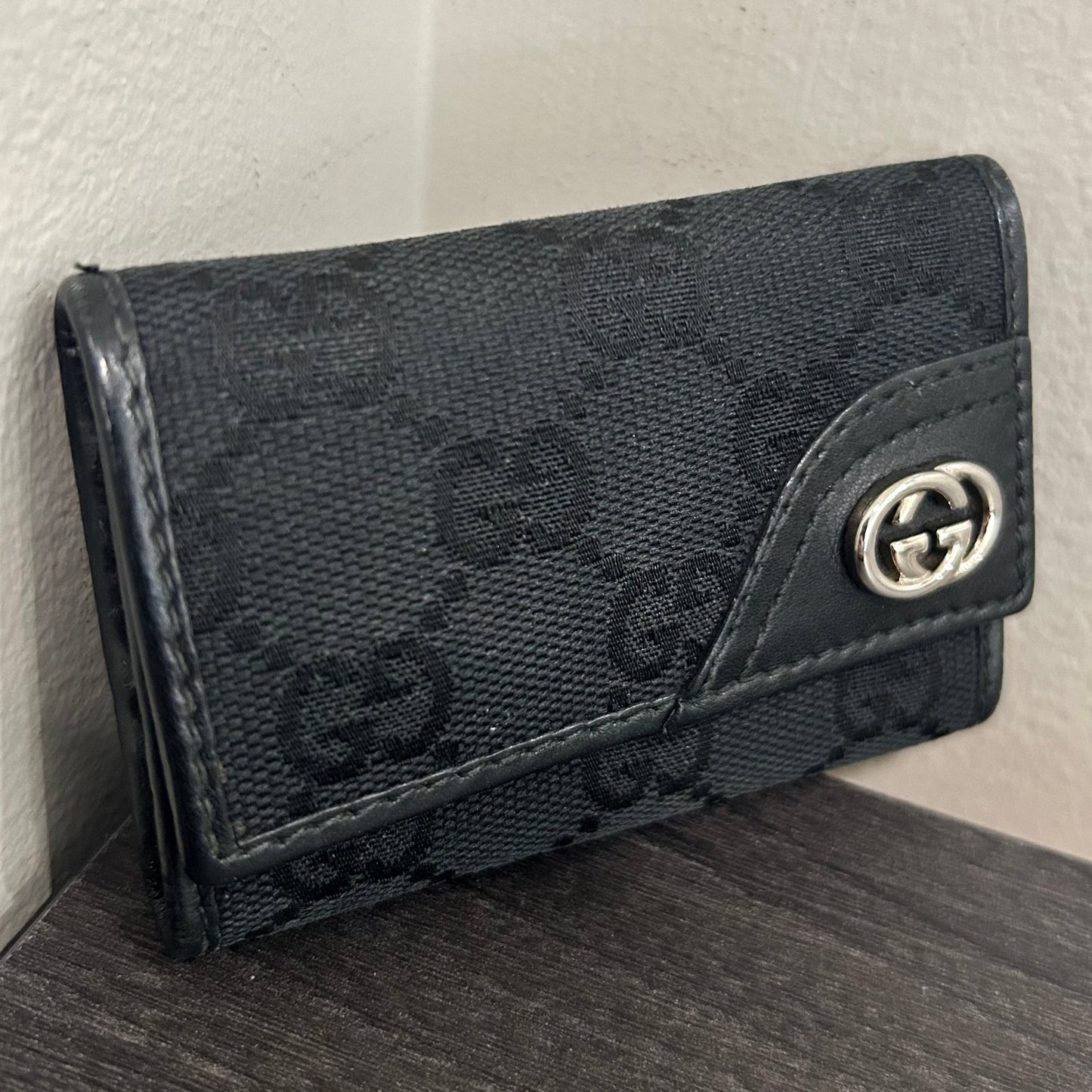 #185 GUCCI Canvas Key Case