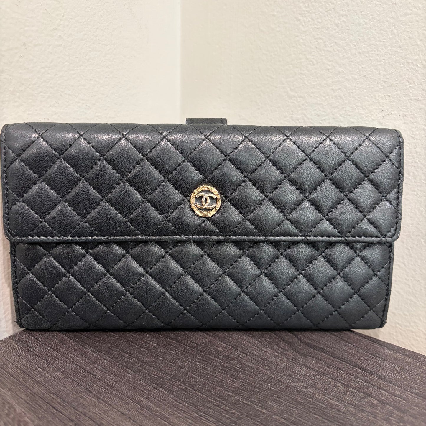 #3229 CHANEL Black Micro Quilt Wallet
