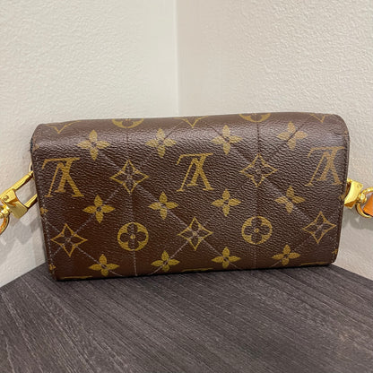 SOLD! Louis Vuitton Etoile GM Quilted Monogram Wallet & Storage Box