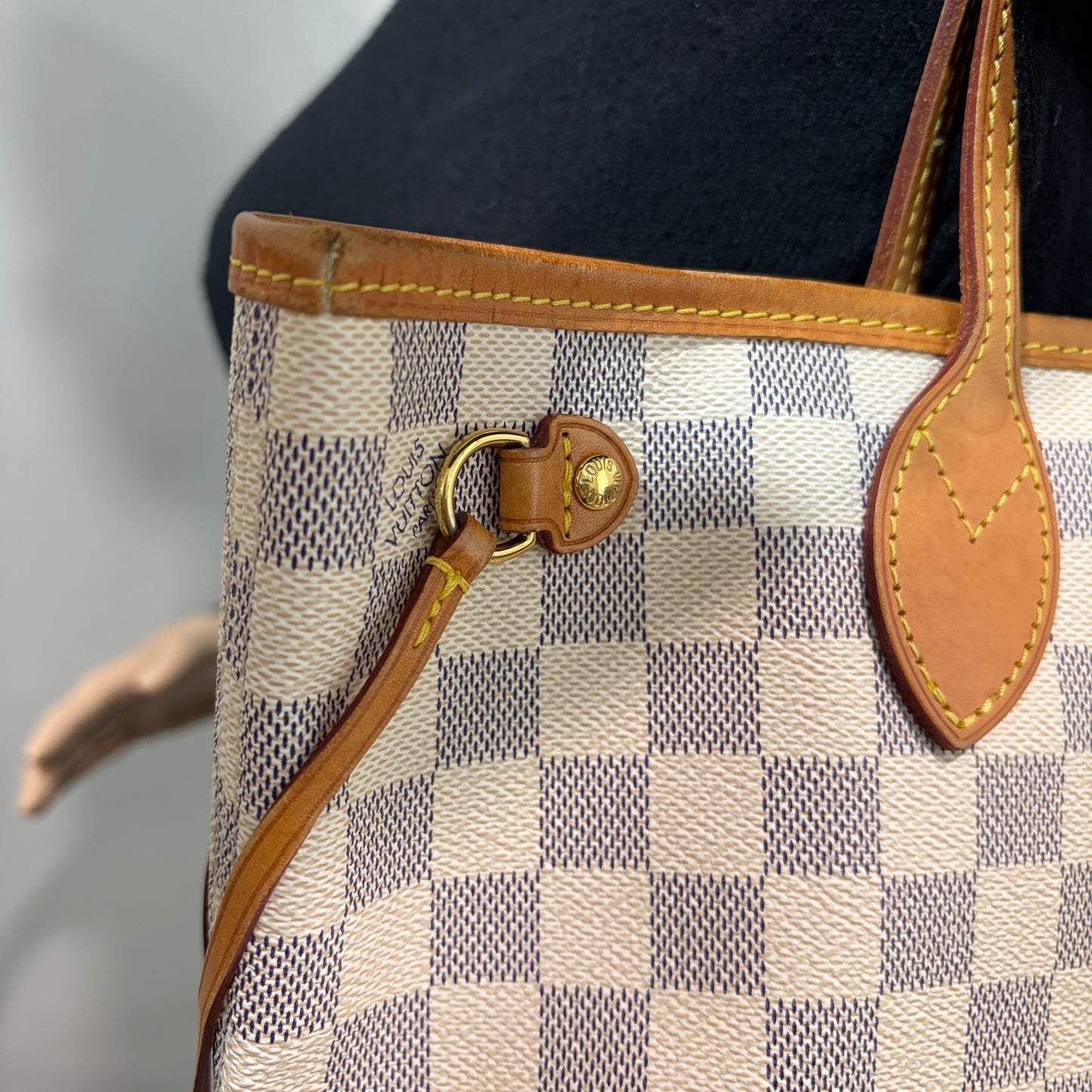 #8239 LOUIS VUITTON Damier Azur Neverfull PM