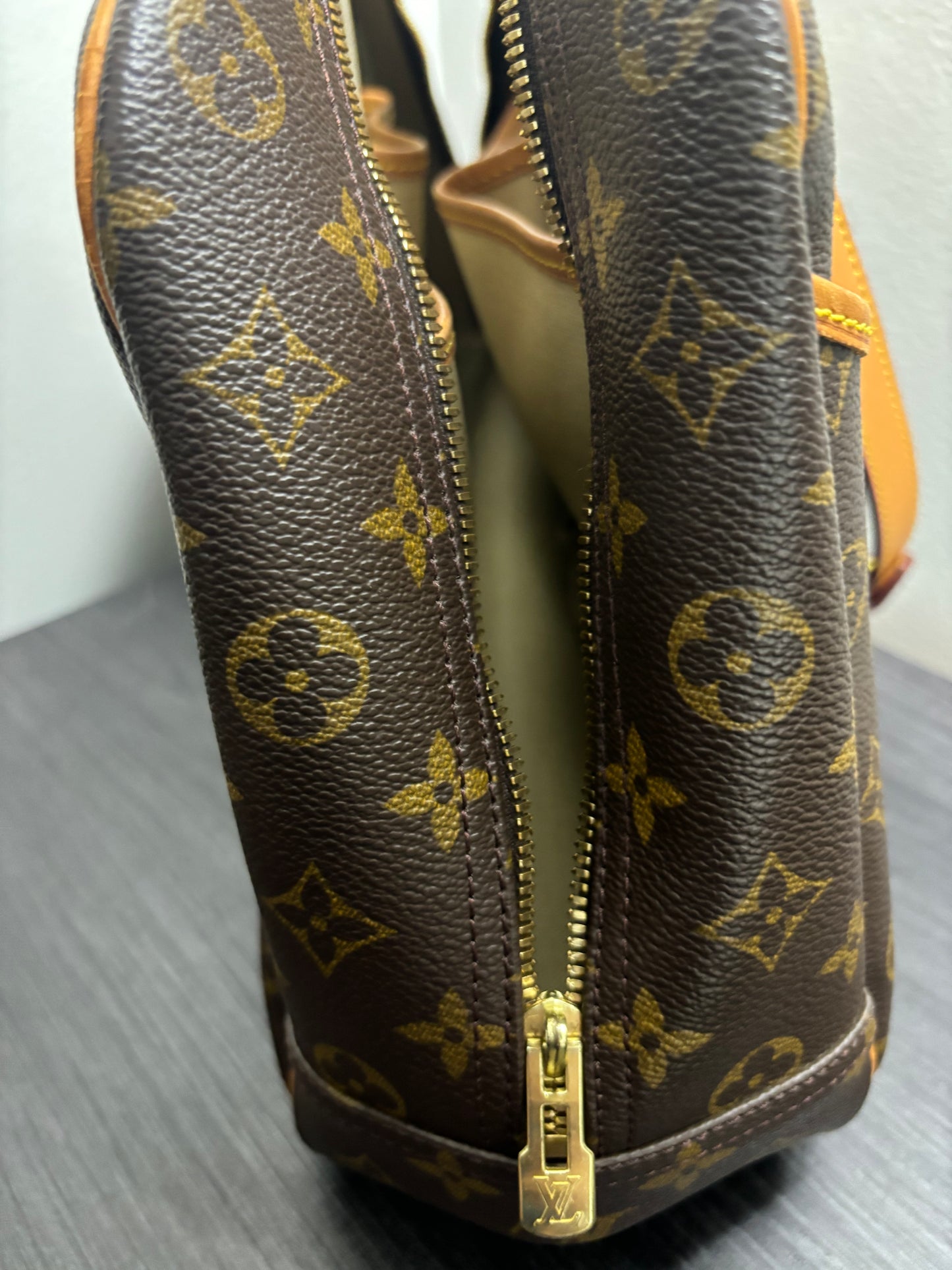 #223 LOUIS VUITTON Deauville