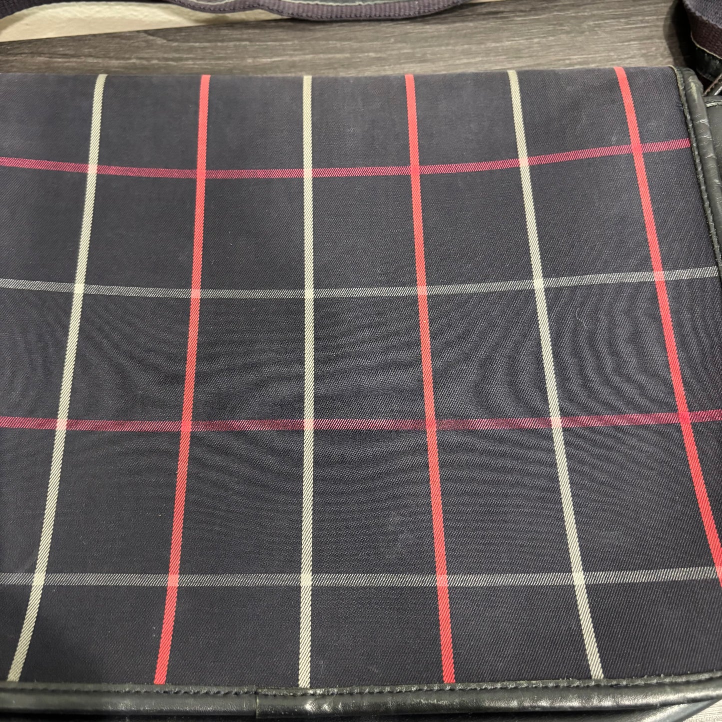 8886 BURBERRY Vintage Crossbody